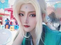 火影忍者：珍藏版纲手cosplay图，粉丝感叹只能看前三张