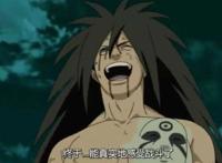 斑是老年状态去世的，复活后却很年轻，胸口的“肉”道破真相