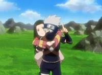 卡卡西的恋人是存在的，两人接吻，鸣人送花祝福