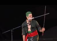 海贼王：草帽一伙舞台真人秀，娜美长胖了，罗宾“本色”出演