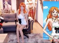 腐团儿cos娜美，还原度相当高，直言裙子有点短，观众直呼过瘾