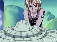 《海贼王》娜美的四大“恶魔”时刻，坑蒙拐骗打路飞都是小事儿