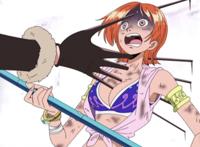 斜杠青年娜美，只占便宜不吃亏的航海天才，打架却屡屡被虐