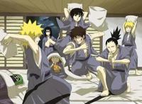 当火影忍者刮起校园风，鹿丸变成不良少年，鸣人用影分身打雪仗