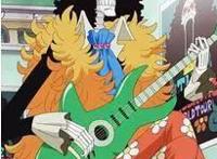 海贼王：独自一人与罗杰白胡子平起平坐，击败元帅空的男人？