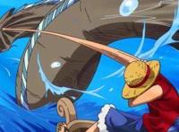 红发香克斯拥有世界第一霸气，为什么还会被近海之王啃掉一条胳膊