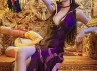 《海贼王》女帝波雅·汉库克COS成功霸气酷帅第一绝色美女!