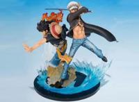 《海贼王》路飞和罗组合手办背靠背的热血搭档