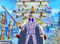 海贼王：海中无敌的甚平，是被哪位海军抓住，关在海底监狱的？