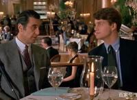 时隔25年罗宾或将登场《闪电侠》？！50岁老帅哥魅力不减！