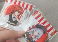 “二次元女仆有这么火？白丝少女遍地跑”路人：差不多得了