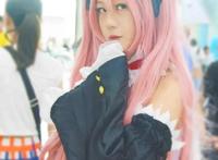 动漫、COSPLAY、美女不能少！济南漫展上二次元吸睛