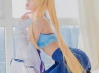 萝莉cosplay更可爱，银色头发，少女身材