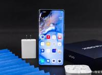 体态苗条大眼睛，二次元美女vivoX50Pro图赏