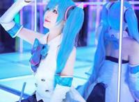 COS:二次元中美女走出屏幕，你会忍心拒绝这么美丽的小魔仙吗？