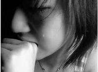 看完男友的手机聊天记录后，我怒甩了他！