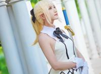二次元cos：FGO·SABER丨许多鱼鱼鱼