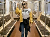 她用半年时间立足P站，放弃模特工作，大发异彩，美丽时尚诱众人