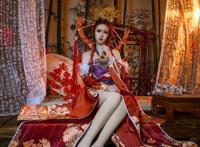 六组国漫女王COS大比拼，美杜莎被官微转发，比比东神颜值太逼真