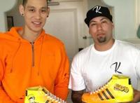 继晓组织后，《火影忍者》中的鸣人和佐助也成功登上了NBA赛场！