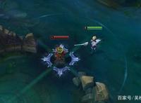 英雄联盟手游：剑姬菲欧娜走A很难打出伤害？那是你没搞懂平A机制