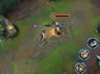 英雄联盟手游：剑姬菲欧娜走A很难打出伤害？那是你没搞懂平A机制