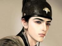 漫漫何其多笔下小说：《AWM》很甜，但新作《当年万里觅封侯》更甜