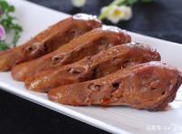 崩坏三：布洛妮娅已经这么久没新皮肤了？黑鸭没皮肤太正常