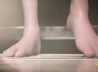 斗罗大陆181，教皇陛下摇身一变女皇陛下，比比东出浴图可还行？