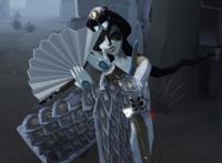 第五人格：红蝶有七款高级皮，白孔雀却是很多人退游时的最后记忆