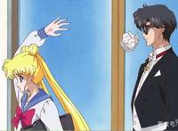 《美少女战士》月野兔被嘲笑是包子头，还被妖怪吓的哭