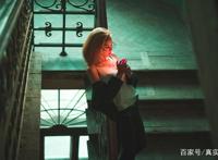 喜欢“不存在”的舞台偶像，年轻人开始和虚拟人物结婚