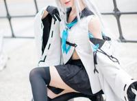 TGS现场碧蓝航线cos赏析大凤太懂人心黑丝爱宕堪称全场亮点