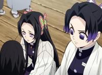 鬼灭之刃：蝴蝶忍的颜值很高，但是看到她姐姐后，漫迷更心动了