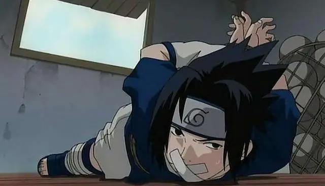 火影忍者：这些瞬间太尴尬，纲手睡醒毁形象，最后一幕永远经典