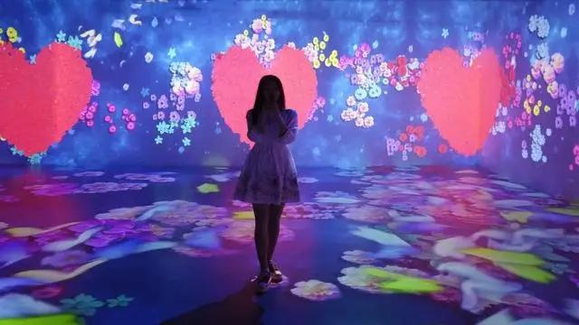 和奈良小鹿亲密接触，不用去日本，郑州伏羲山云上牧场有你好玩！