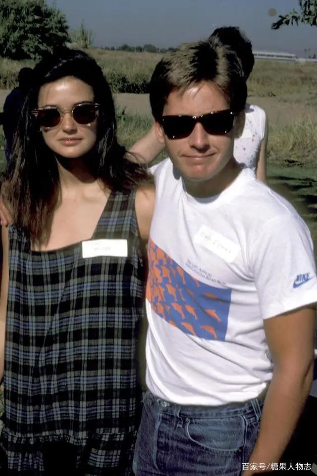 《人鬼情未了》上映30年，女主离婚3次整容失败，男主已患癌离世