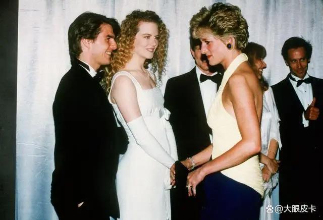 「1981-1997」戴安娜王妃的50张名人合影，从青涩到成熟