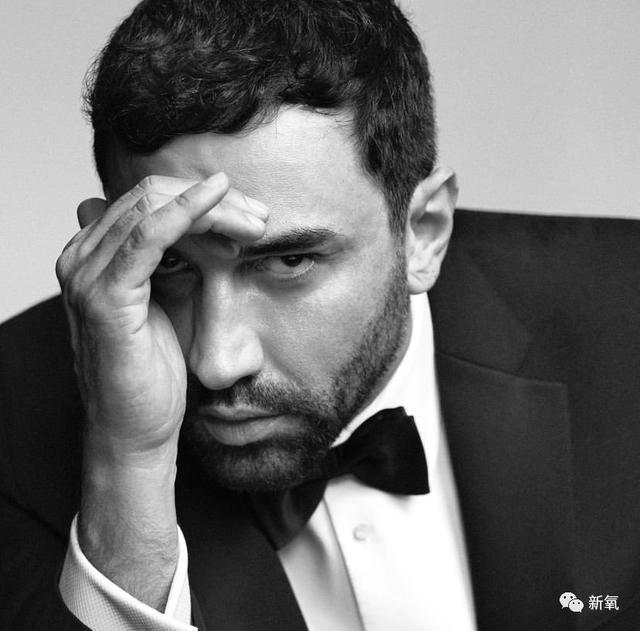 他是首位拥有Z世代时尚明星所有必须气质的人？