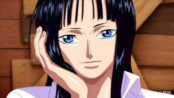 罗宾陷入危局，一男人从天而降将她护在身后：女儿，好久不见！