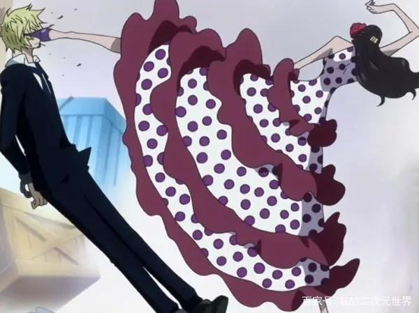 《海贼王》中的黑发美女，罗宾博学，紫罗兰妖艳，她最自恋