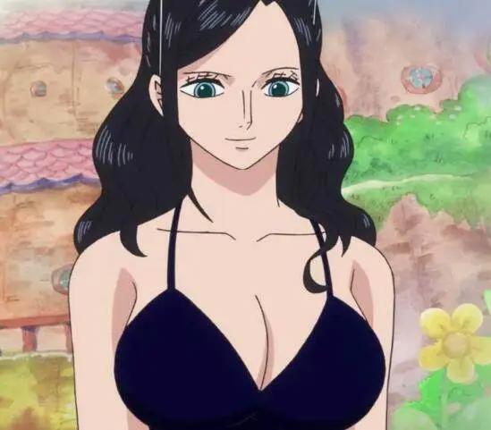 海贼王最凶险五位女人排名，大妈第三，女帝垫底