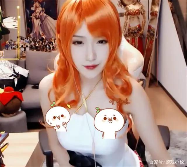 腐团儿新灵魂cos海贼王娜美，远看像大妈，近看才发现美翻了