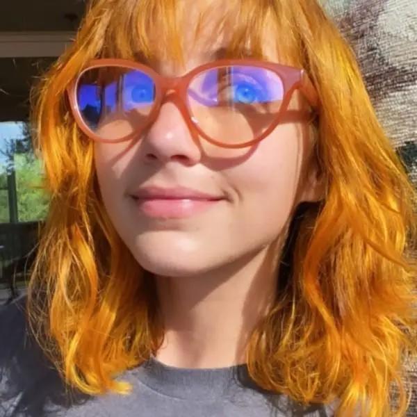 《海贼王》真人版阵容公开，娜美扮演者获好评，索隆演员被吐槽