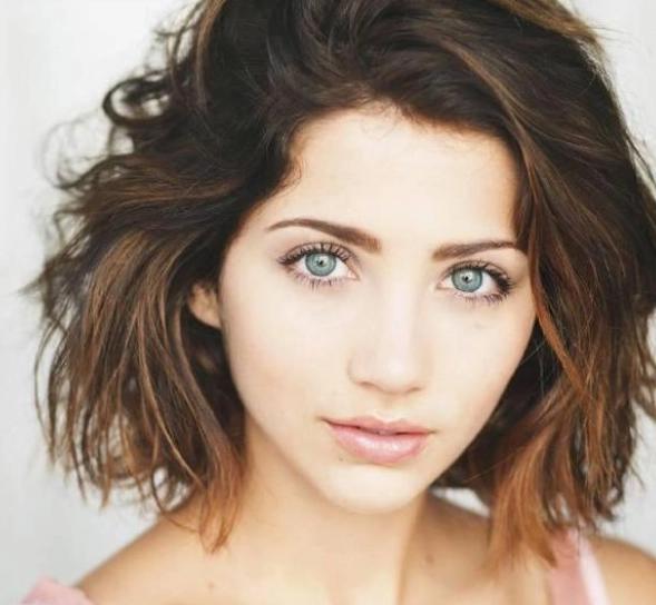 海贼王真人版阵容公开:娜美扮演者获五星好评,索隆演员被吐槽