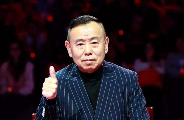 网红娜美跳槽外站直播，一跃成为一线主播，明星潘长江连麦鼓励