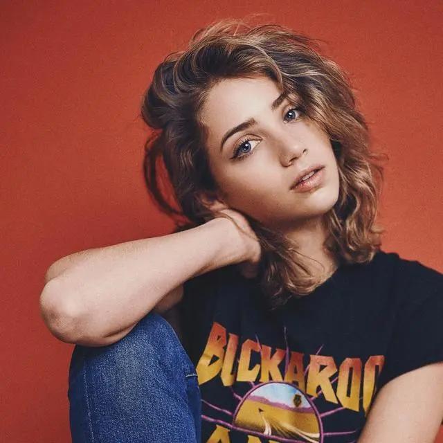 真人版《海贼王》女一号娜美｜EmilyRudd图集