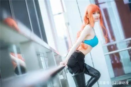 海贼王：5大美女cos照！娜美长得最水灵，baby-5最迷人