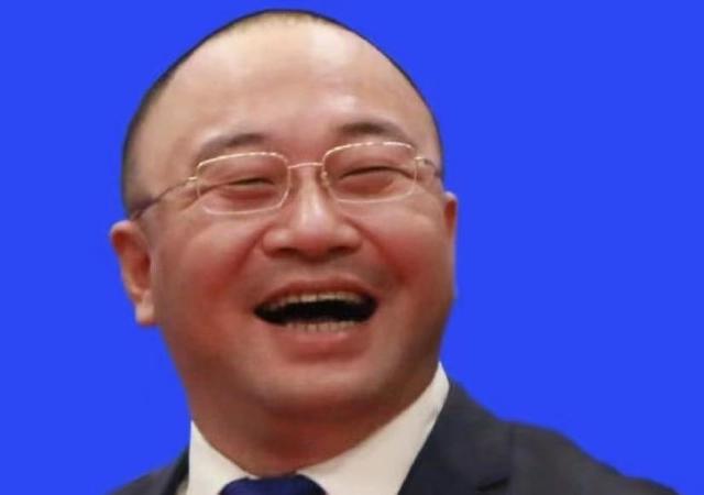 网红娜美直播数据疑似作假，当场被粉丝识破，却还在“强行解释”