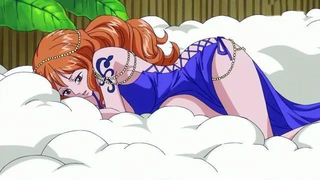 海贼王：娜美最具魅力的8种装扮，两年的成长，女神越来越性感